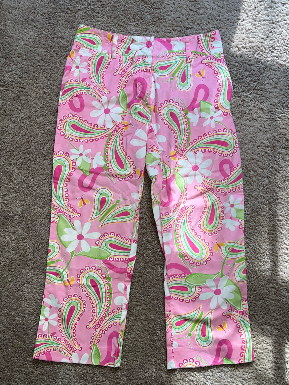 Lilly Pulitzer Cropped Pants Pink and Green paisley